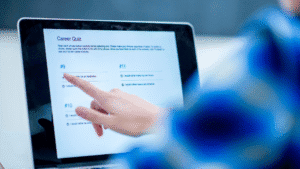 Do PowerPoint à Realidade: Como um Venture Studio transforma pitch em operação sólida